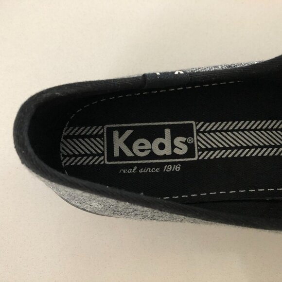 Keds Lace Up Sneakers with Canvas Silver Sparkle Uppers + Black Soles Size 7 - Picture 4 of 10